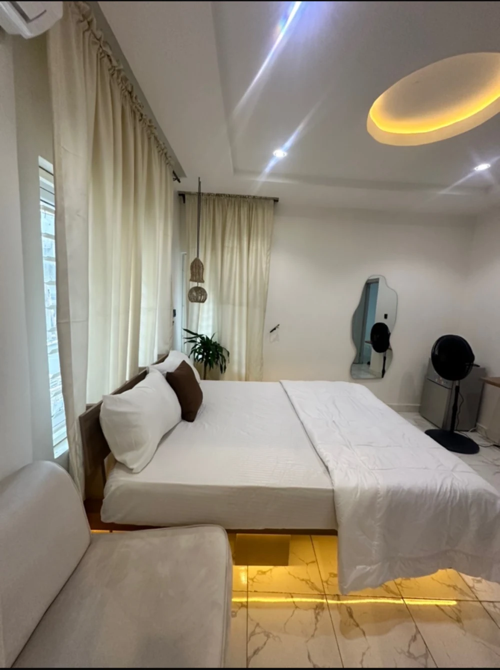 Studio Room
